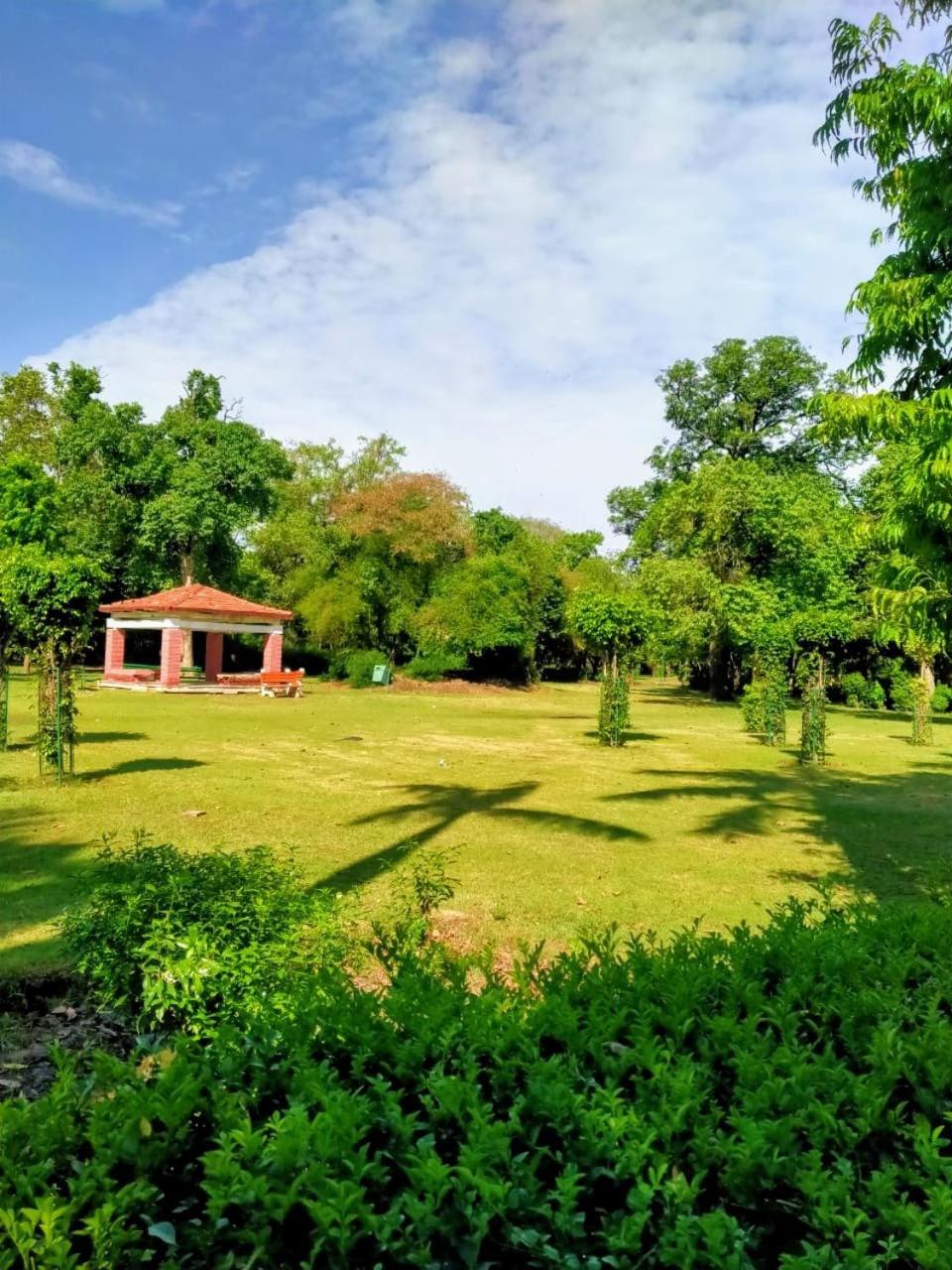 Hotel Traditional Inn New Delhi Luaran gambar